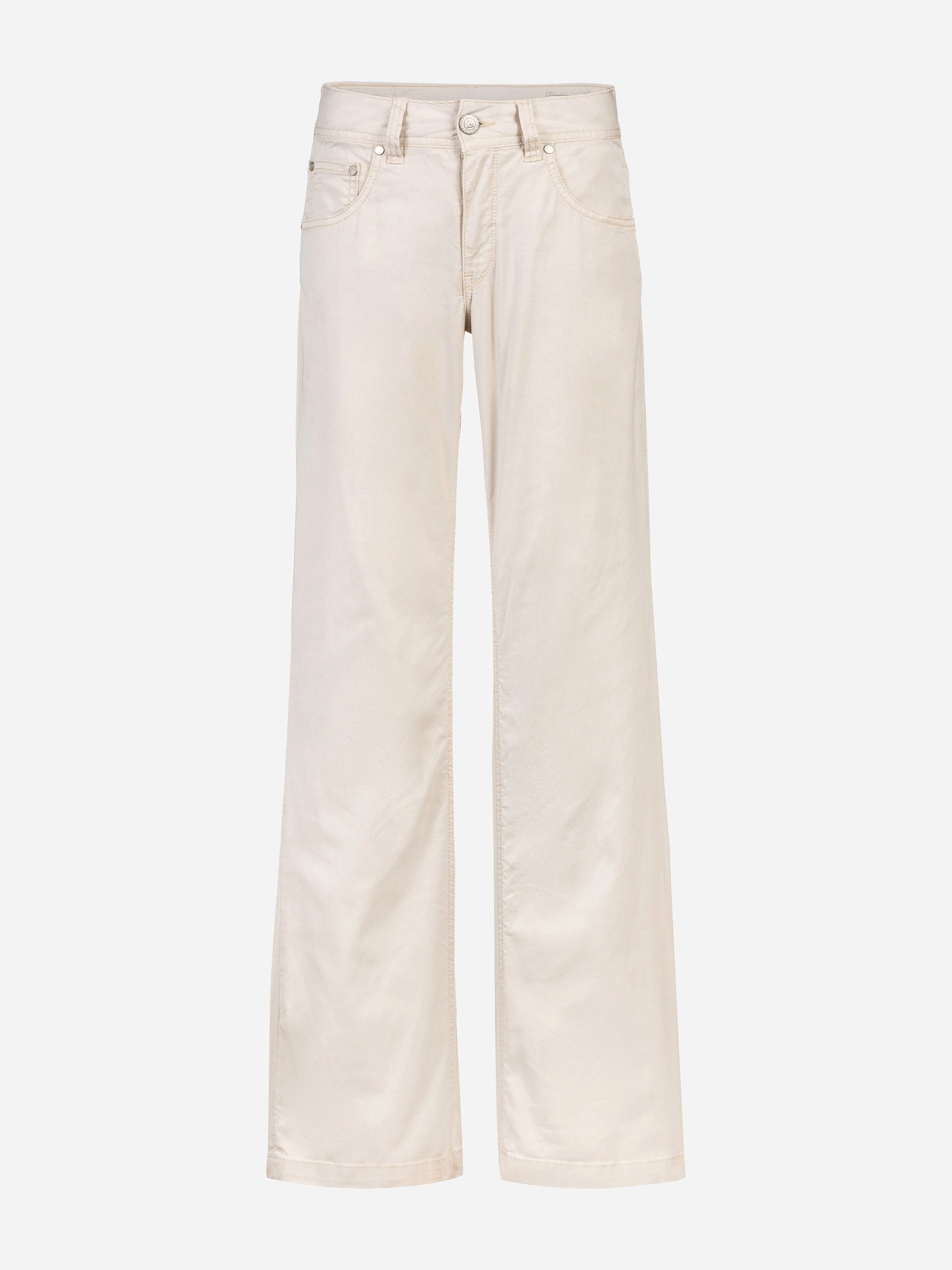 Cremefarbene Jeans mit weitem Bein und hoher Taille, klassischem Five-Pocket-Design, Knopf- und Reißverschluss und dezenten Nähten auf weißem Grund.