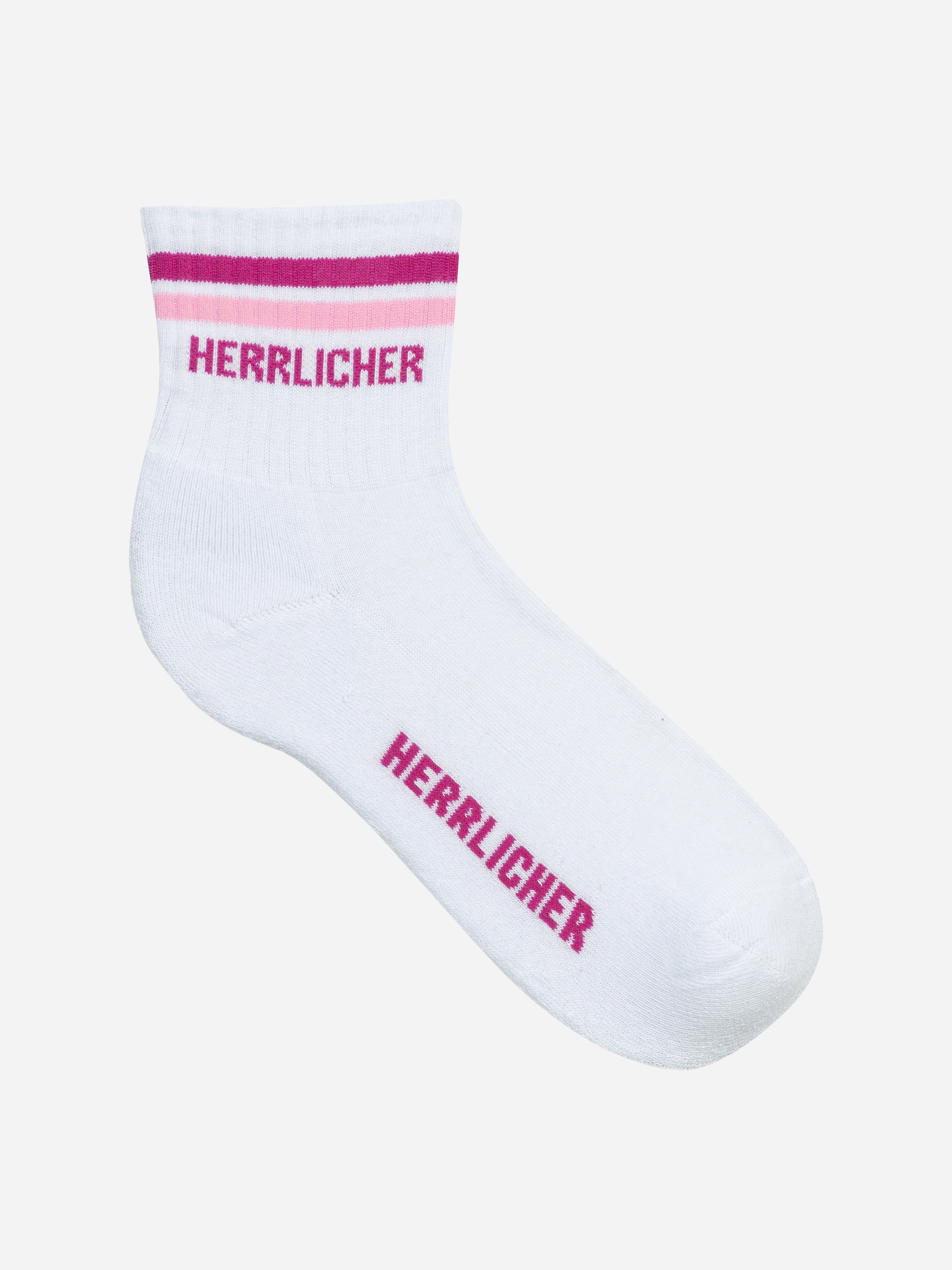 Weiße Söckchen mit zwei rosafarbenen Streifen am oberen Ende und dem Wort HERRLICHER in rosafarbener Schrift auf dem Bündchen und am Fuß.