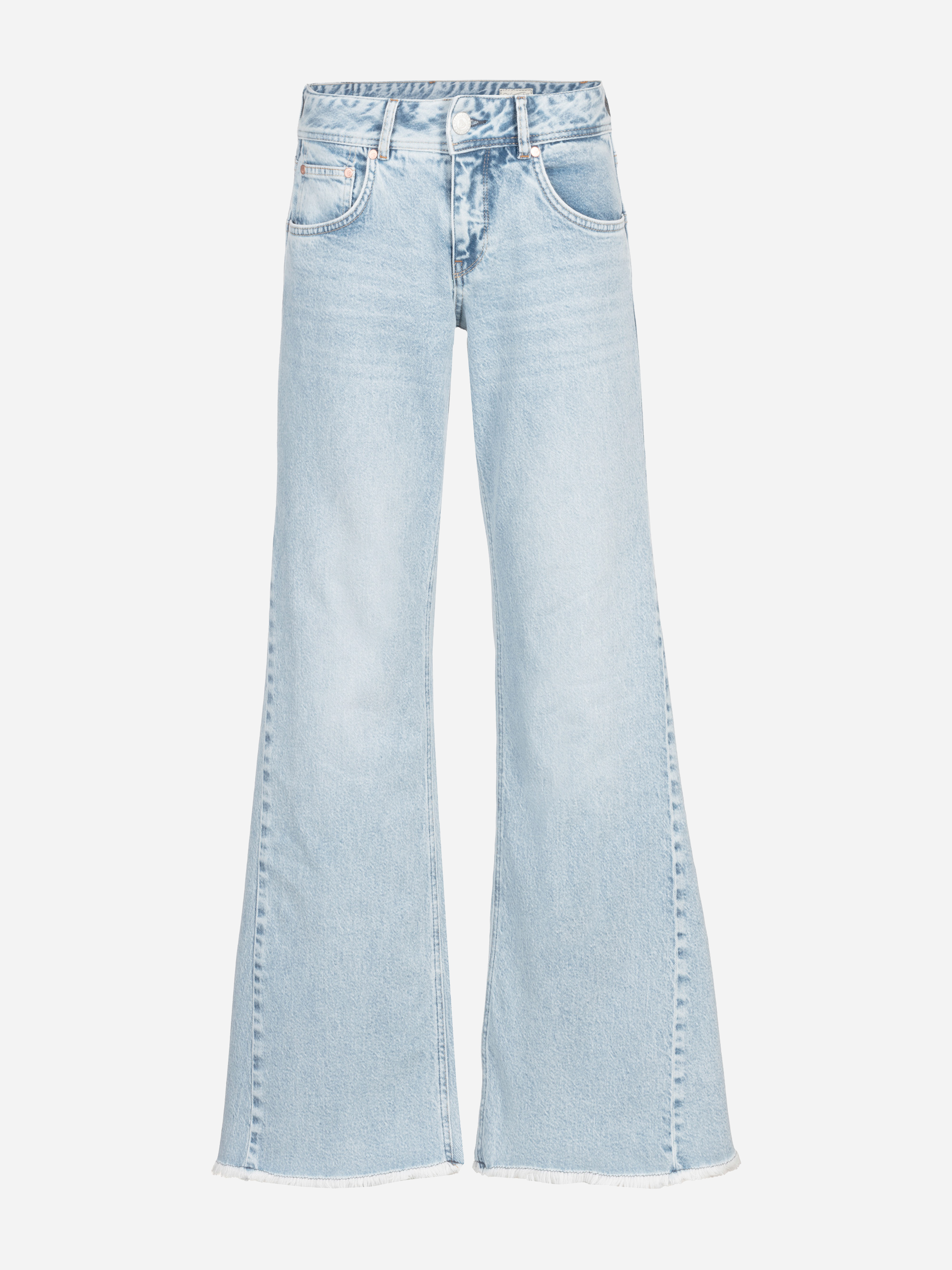 Hellblaue Denim-Jeans mit hoher Taille, ausgestelltem, weitem Bein, klassischem Five-Pocket-Design, Knopf- und Reißverschluss sowie ausgefransten Säumen.