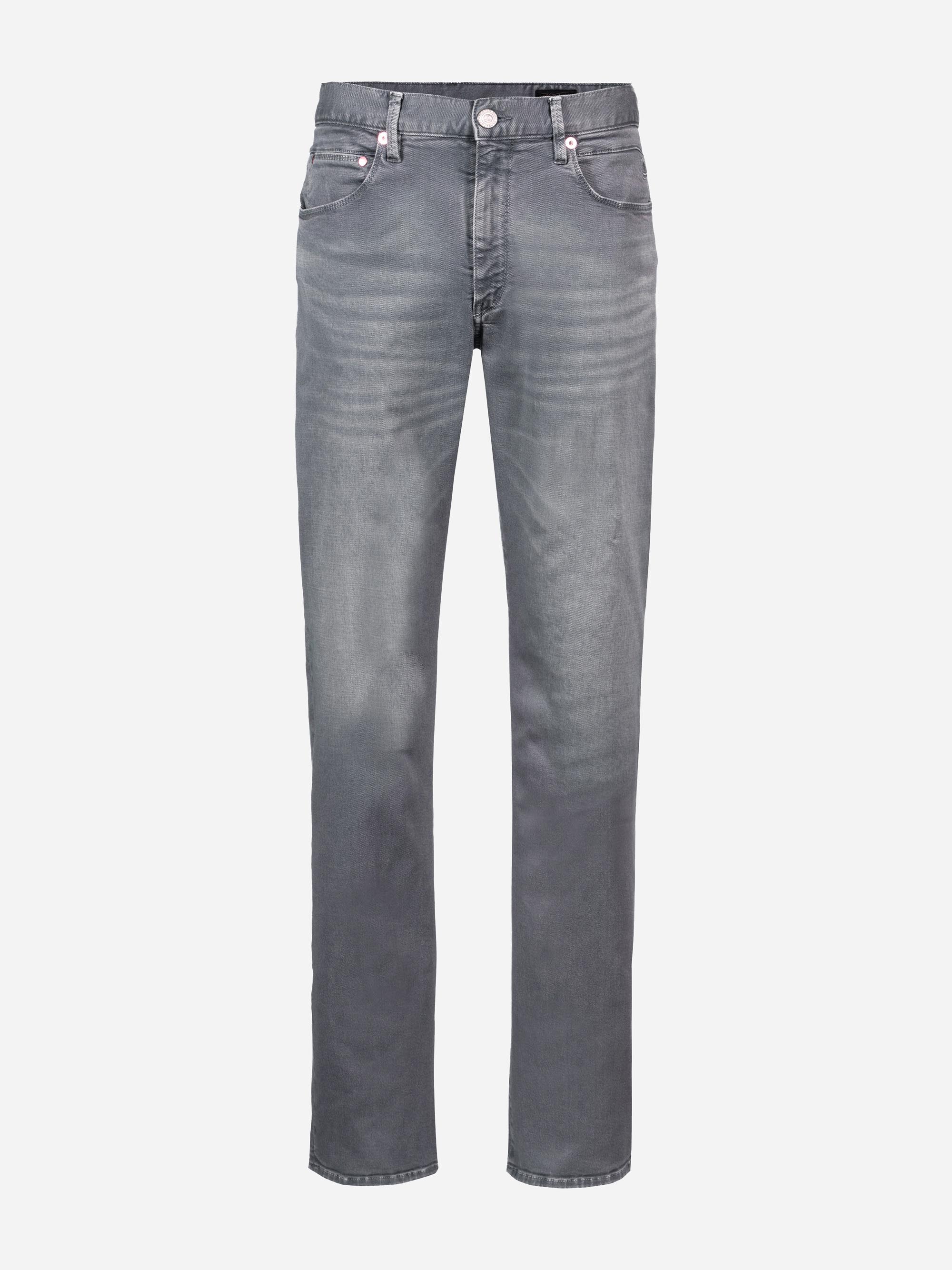 Ein Paar graue Jeans mit geradem Bein und mittlerer Leibhöhe, mit Vorder- und Gesäßtaschen, Gürtelschlaufen und Knopfverschluss auf weißem Hintergrund.
