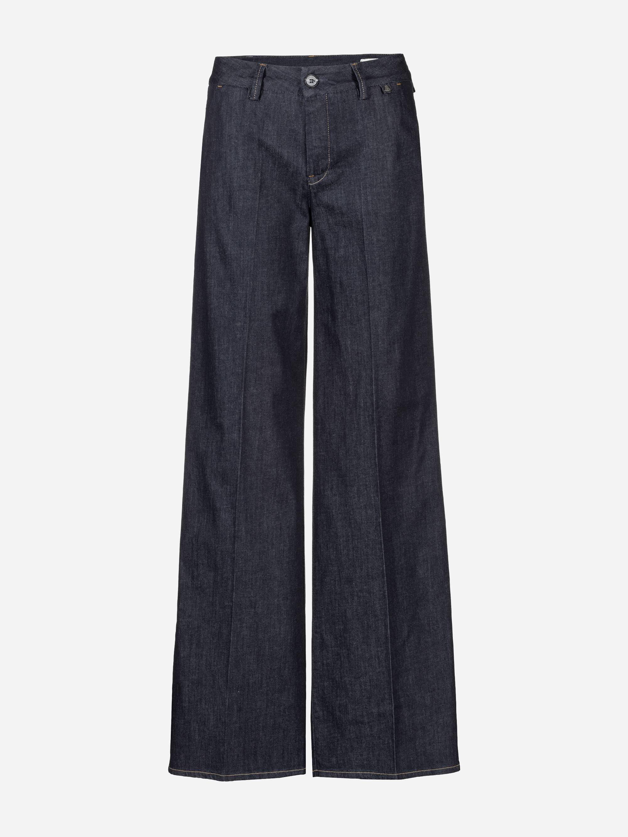 Ein Paar dunkelblaue Denim-Jeans mit hoher Taille und weitem Bein, mit Knopf- und Reißverschluss, Vorder- und Gesäßtaschen und sichtbaren Nahtdetails auf weißem Hintergrund.