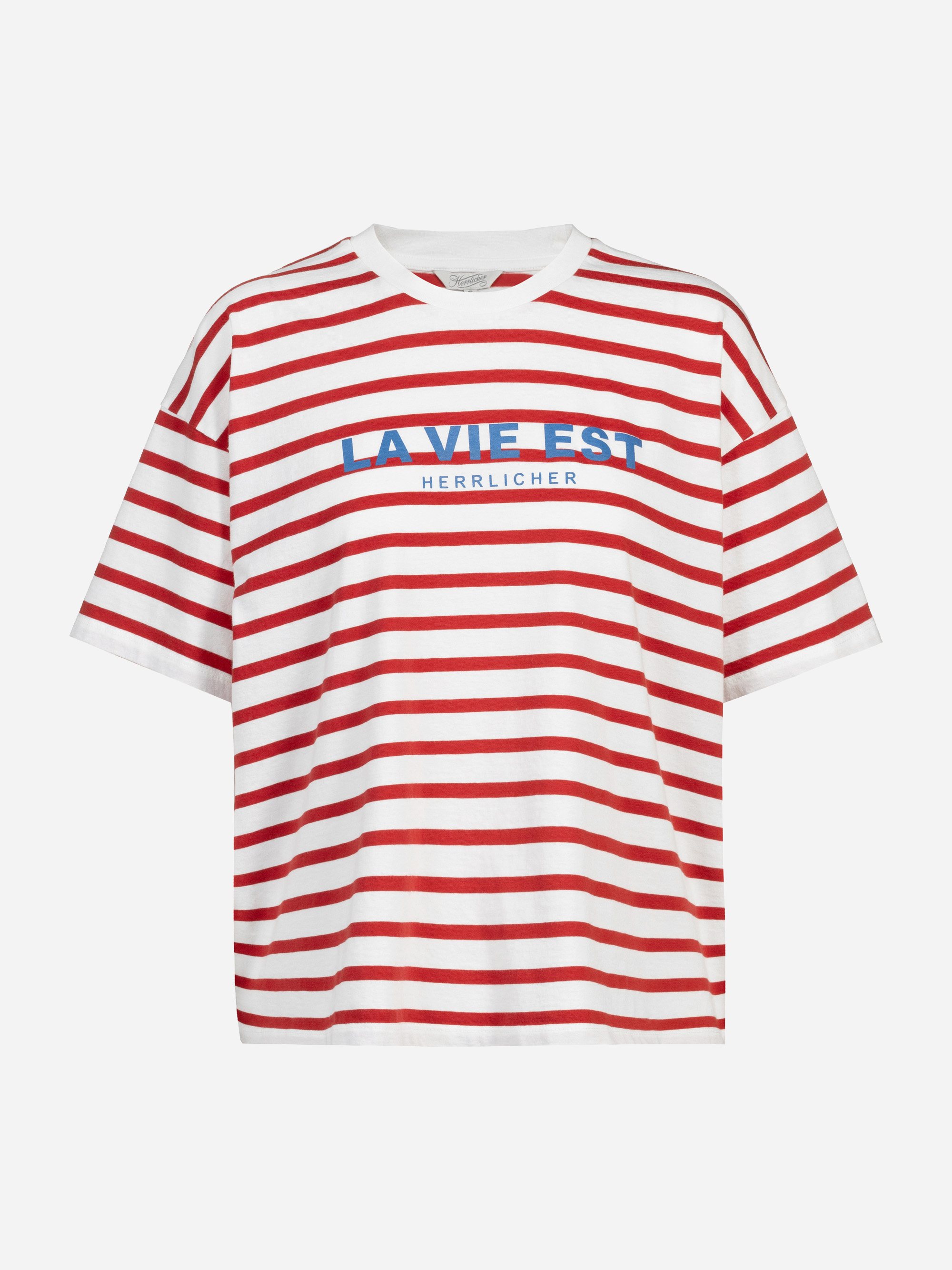 Ein weißes T-Shirt mit roten Querstreifen und den Aufschriften LA VIE EST in Blau und HERRLICHER in Rot auf der Brust.