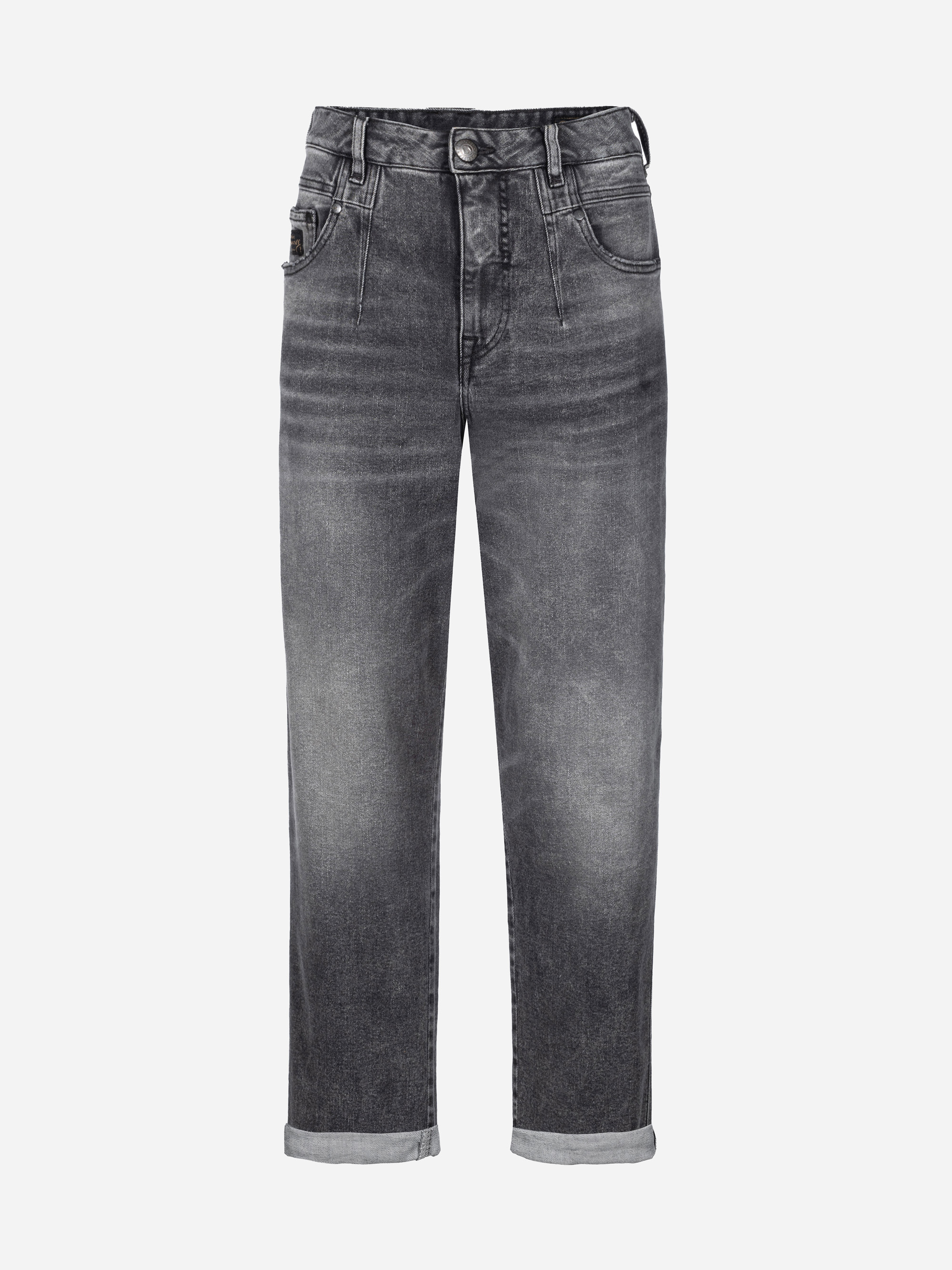 Ein Paar graue Jeans mit geradem Bein, verblasster Waschung, fünf Taschen, Gürtelschlaufen, einem Knopf auf der Vorderseite und einem Reißverschluss auf weißem Hintergrund.