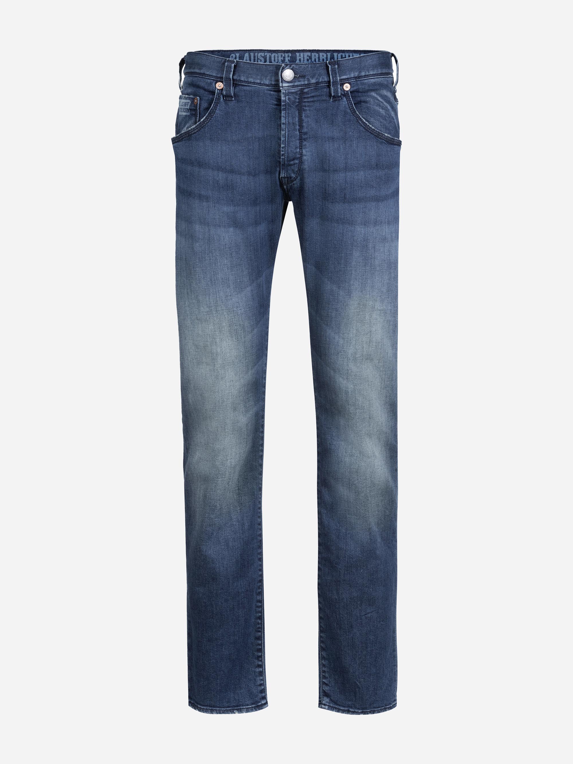 Blaue Denim-Jeans mit geradem Bein, leichten Abnutzungserscheinungen an den Oberschenkeln und Knien, klassischem Five-Pocket-Style und Knopfleiste.