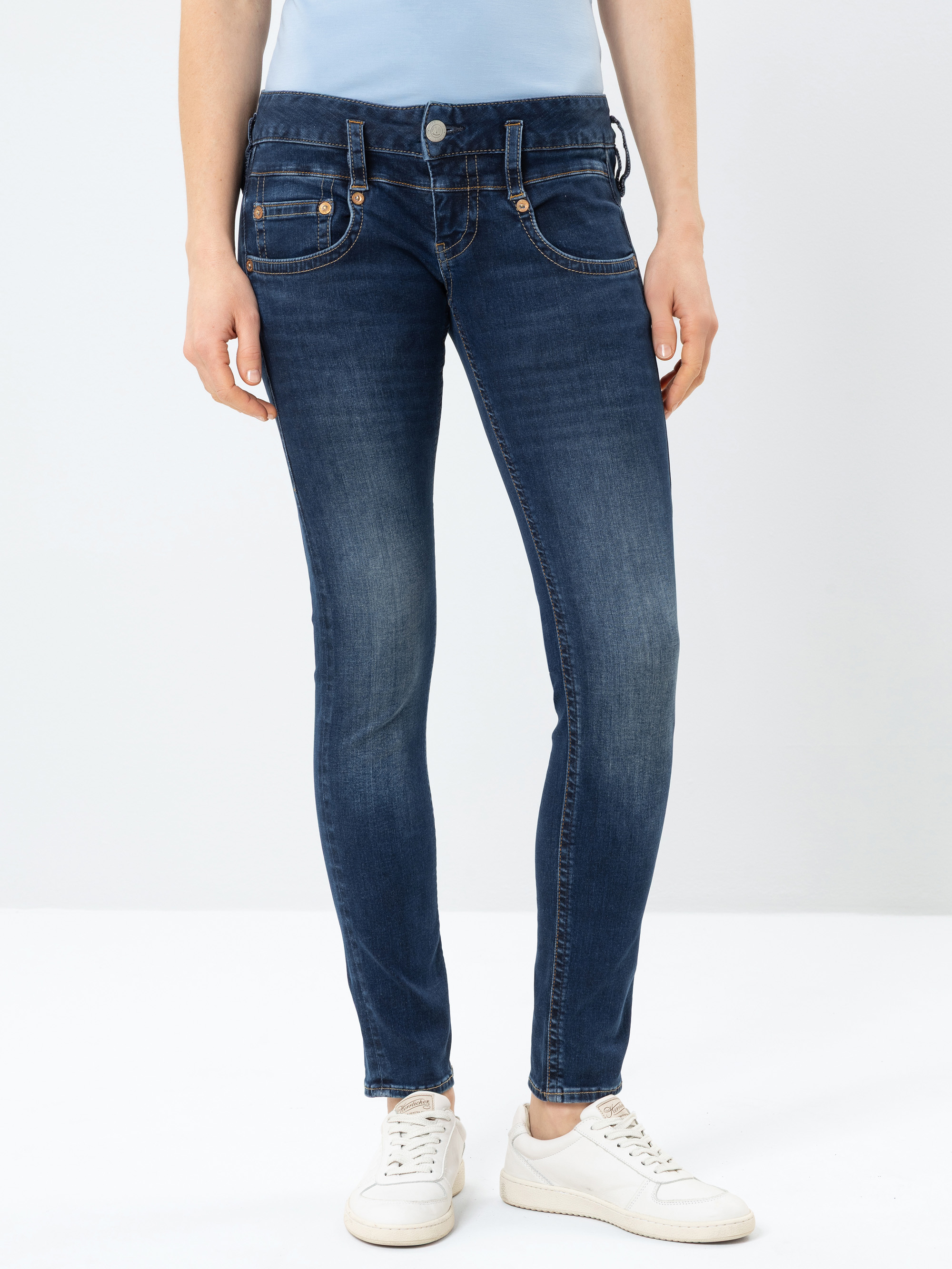 Modell Pitch Slim